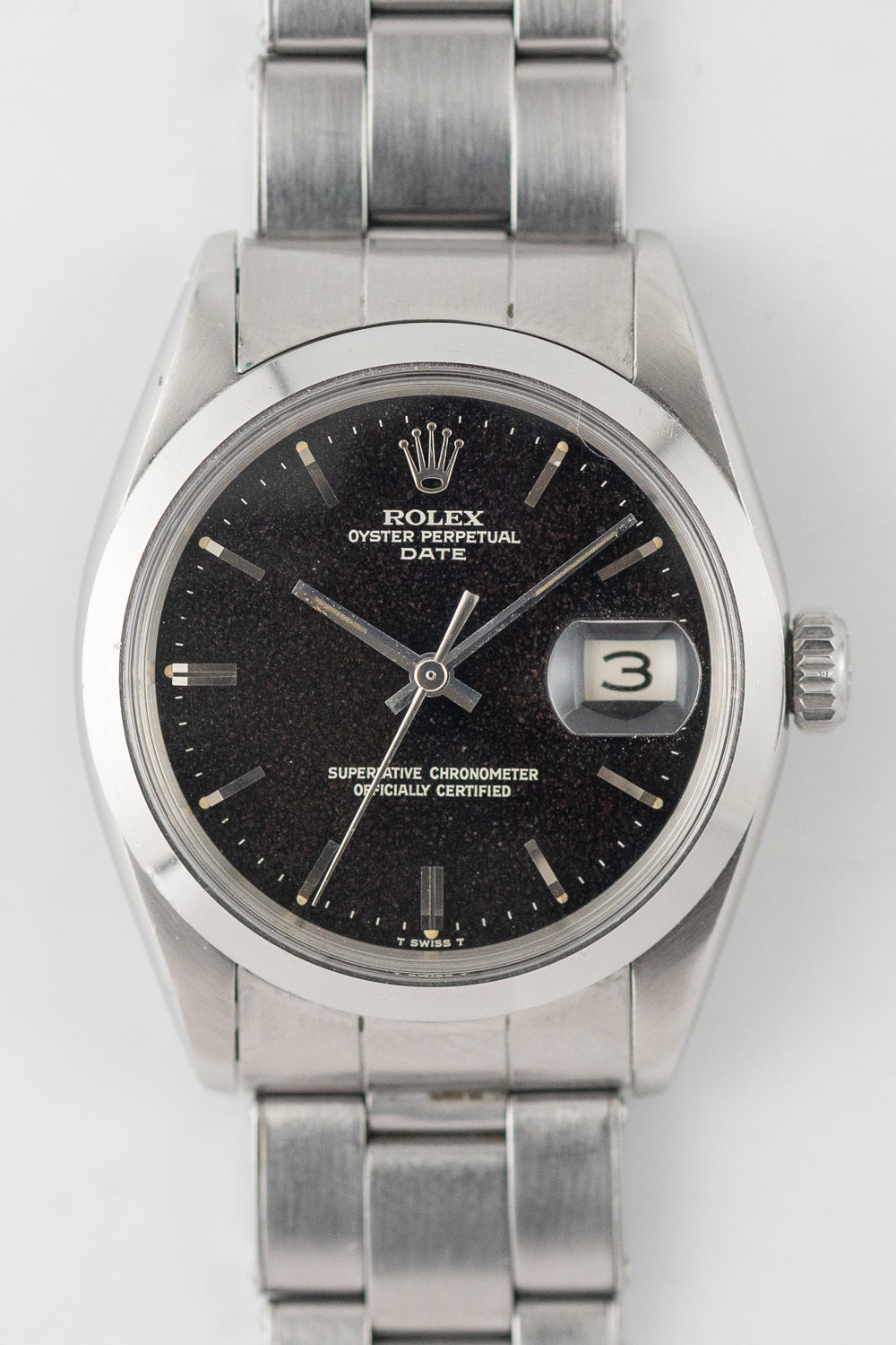 ROLEX OYSTER PERPETUAL DATE Ref.1500 Black Gilt Patina Dial
