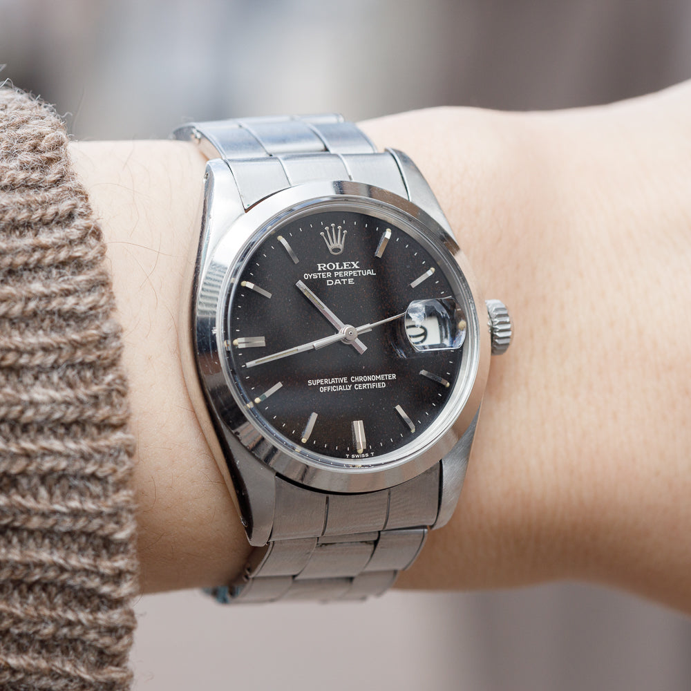 ROLEX OYSTER PERPETUAL DATE Ref.1500 Black Gilt Patina Dial
