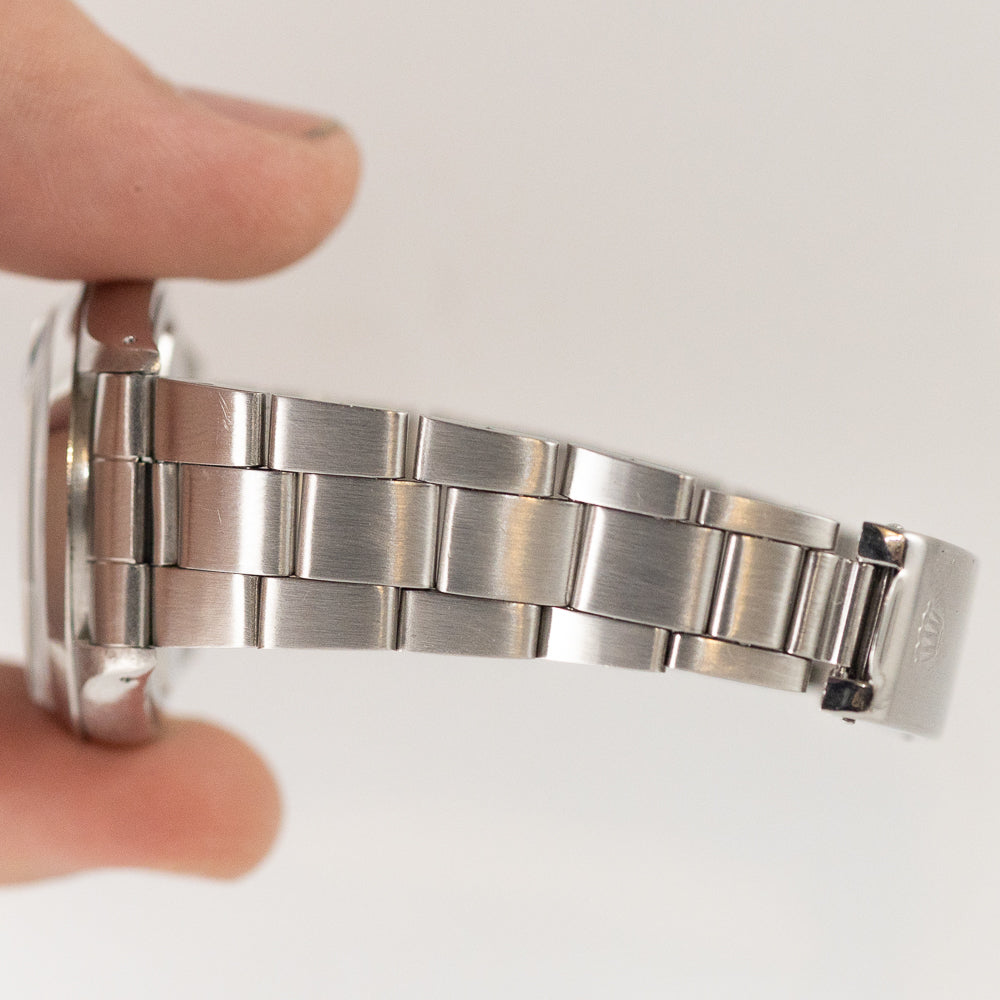 ROLEX OYSTERDATE Ref.6694 Black Mirror Dial