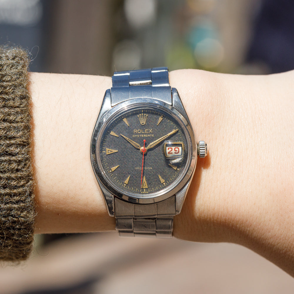 ROLEX OYSTERDATE Ref.6294 Black Guilloche Dial with Expansion Bracelet