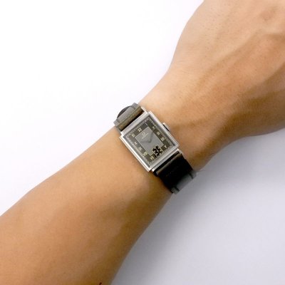 OMEGA T17 Bull's Eye dial