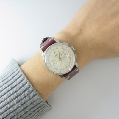 DOXA Cylinder Case Trico color dial