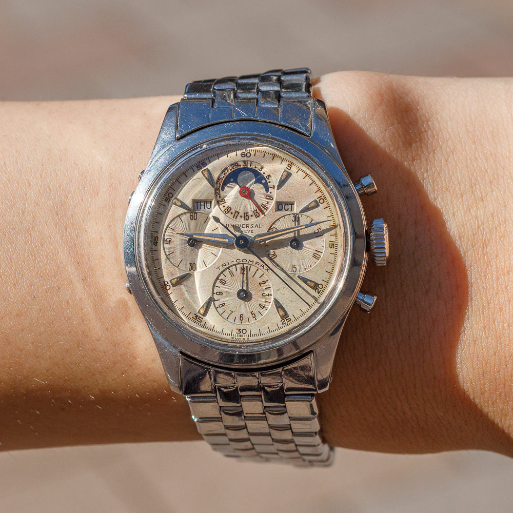 UNIVERSAL GENEVE TRI-COMPAX Ref. 22297-1