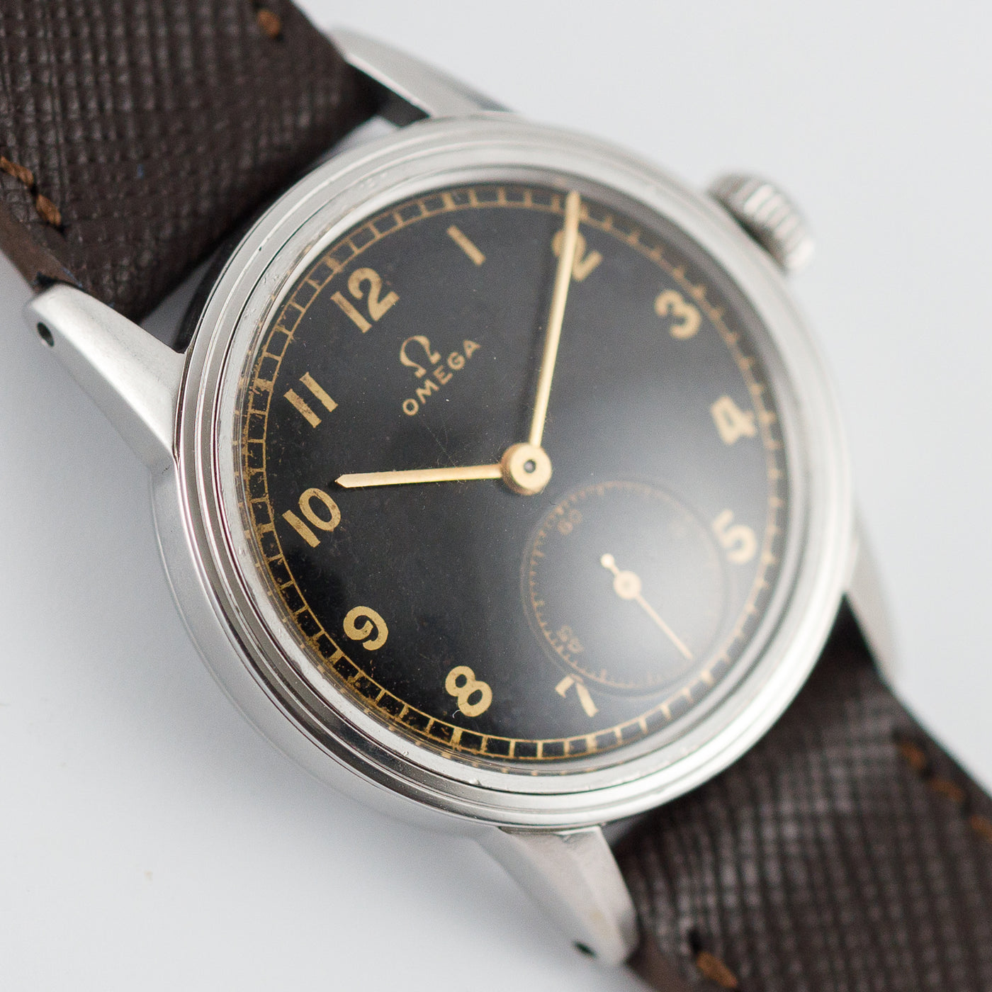 OMEGA Black Gilt Dial – TIMEANAGRAM