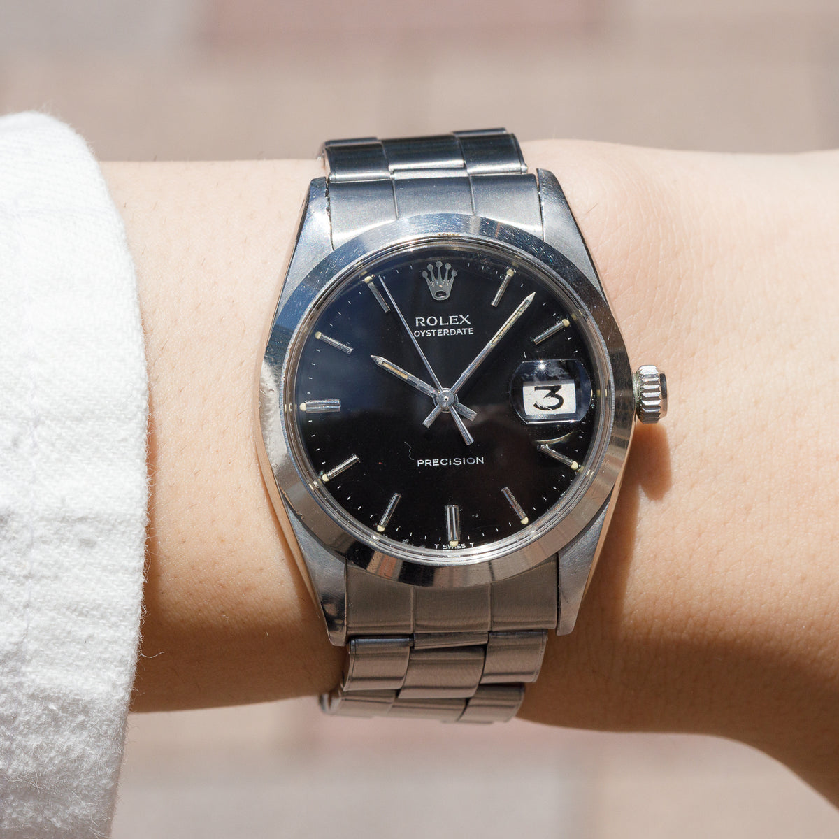 ROLEX OYSTERDATE Ref.6694 Black Mirror Dial