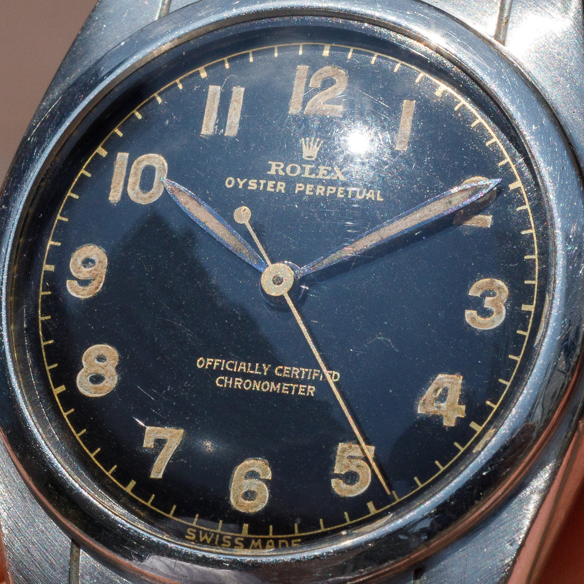 ROLEX BUBBLE BACK Ref.6050 Black Gilt Dial Expansion Bracelet