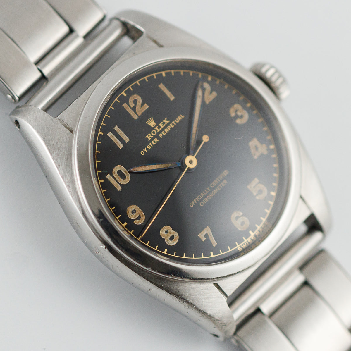 ROLEX BUBBLE BACK Ref.6050 Black Gilt Dial Expansion Bracelet
