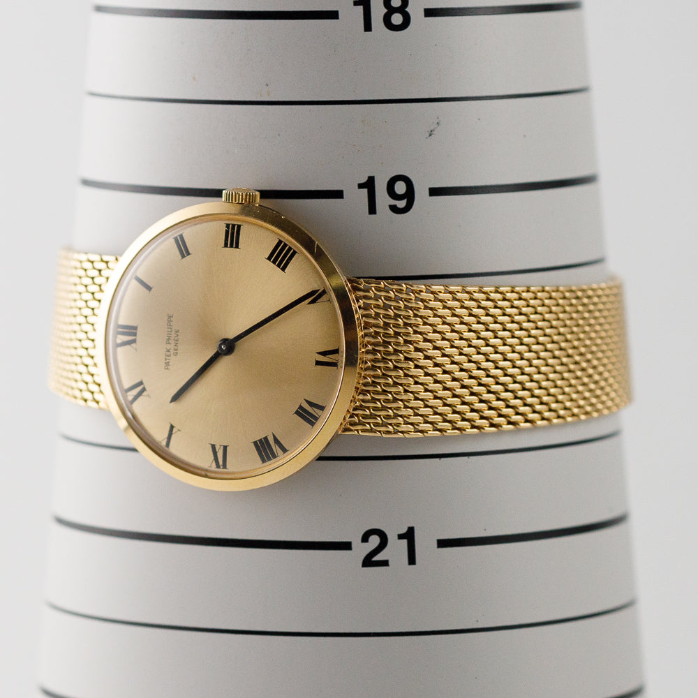 PATEK PHILIPPE Calatrava Ref.3562 1