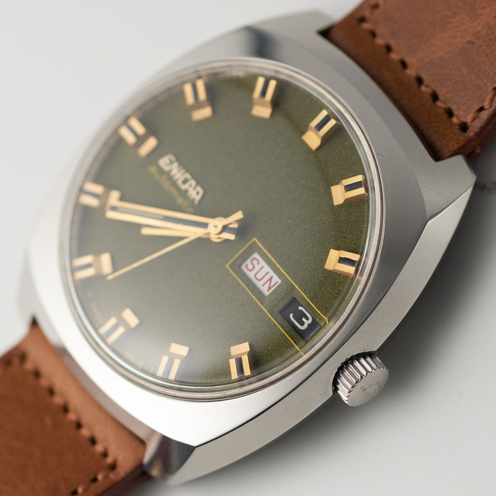 ENICAR Ref.2335 Confetti Dial
