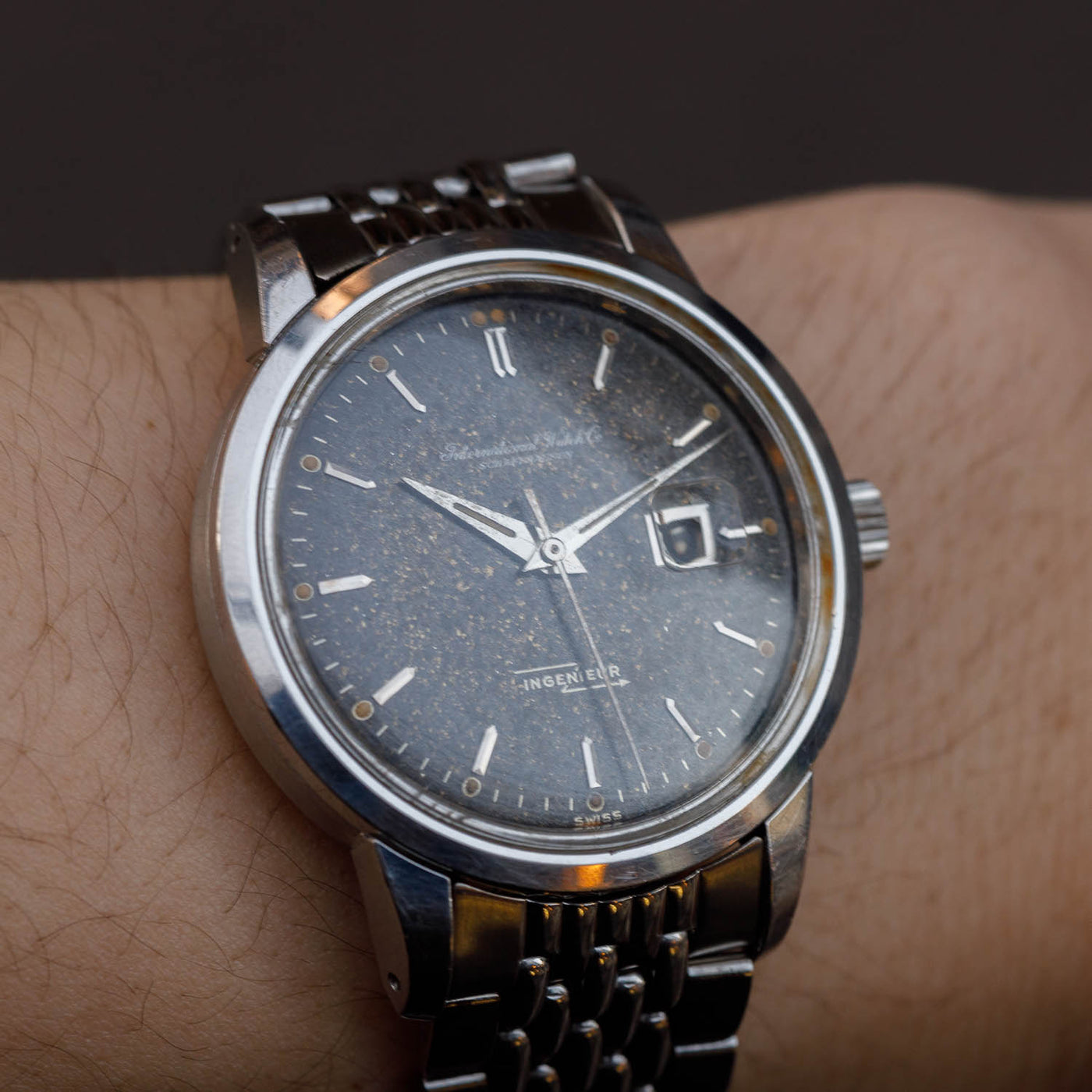 IWC INGENIEUR Ref.666 Black Gilt Dial – TIMEANAGRAM