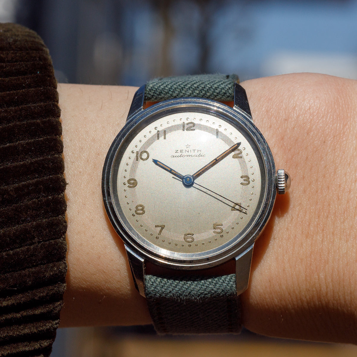 ZENITH Two-Tone Dial Step Bezel