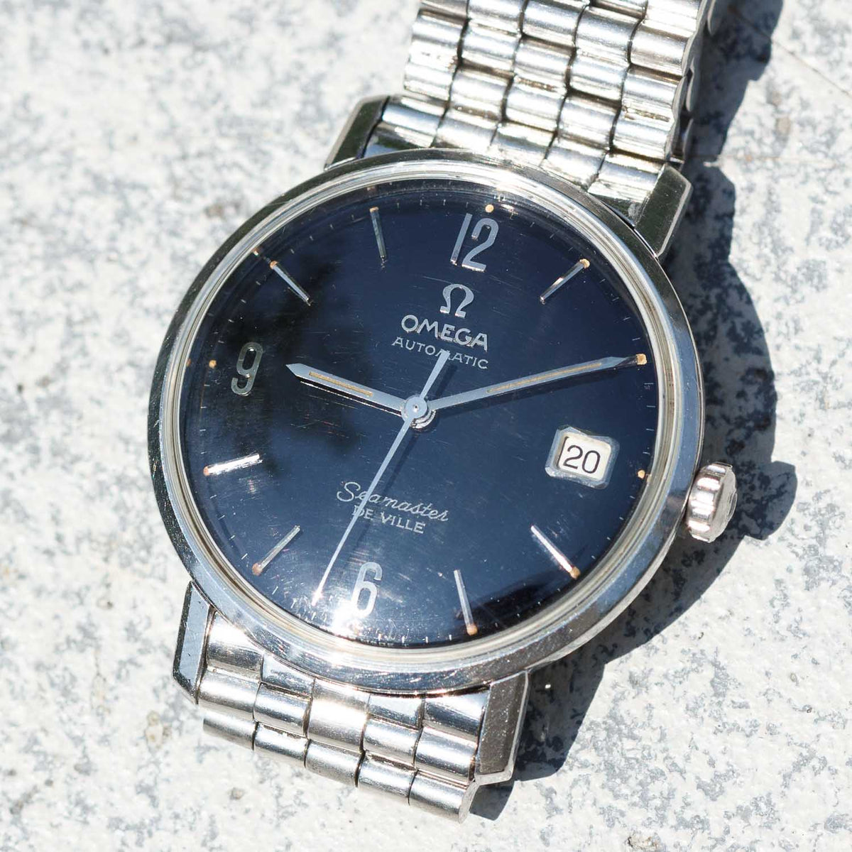 OMEGA Ref.166.020 Glossy Black Gilt Dial